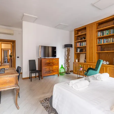 Quattro Fontane 2p - B&d Apartment Rome