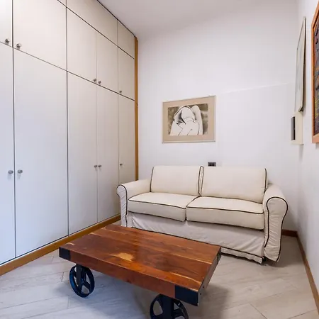 Quattro Fontane 2p - B&d Rome