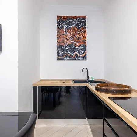 Quattro Fontane 2p - B&d Rome